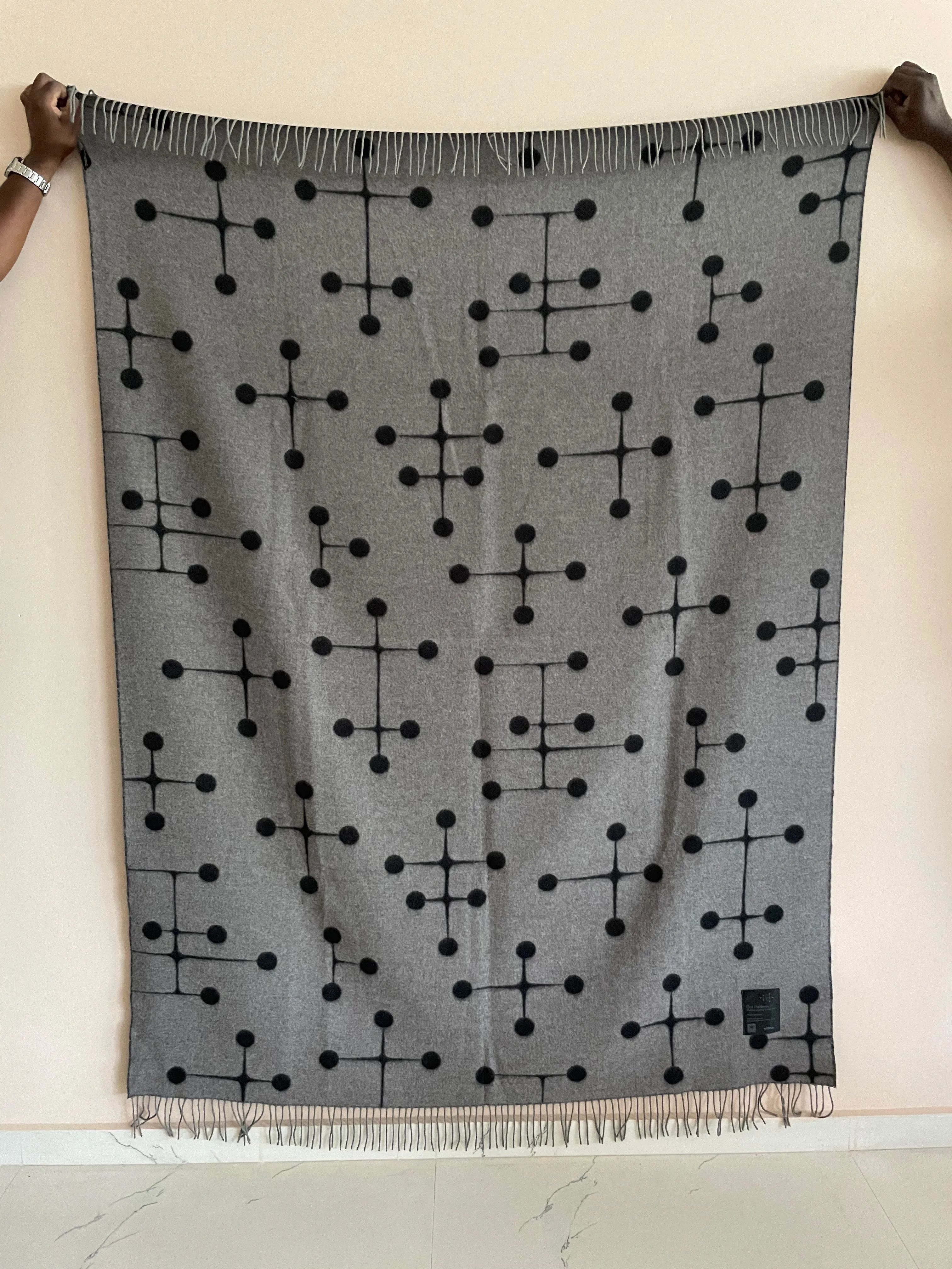 Dot Pattern Blanket