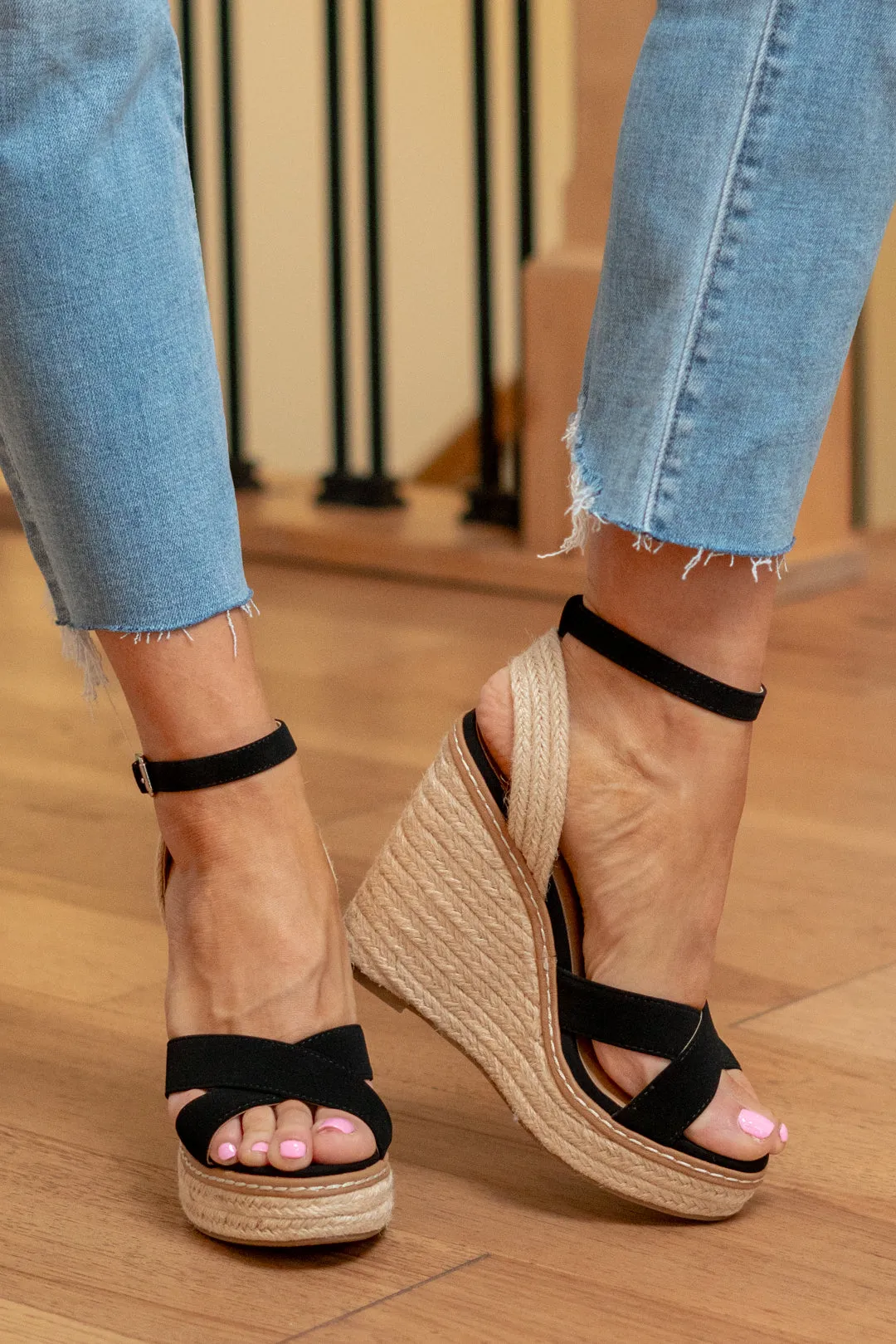 Summer Ready Criss Cross Wedge