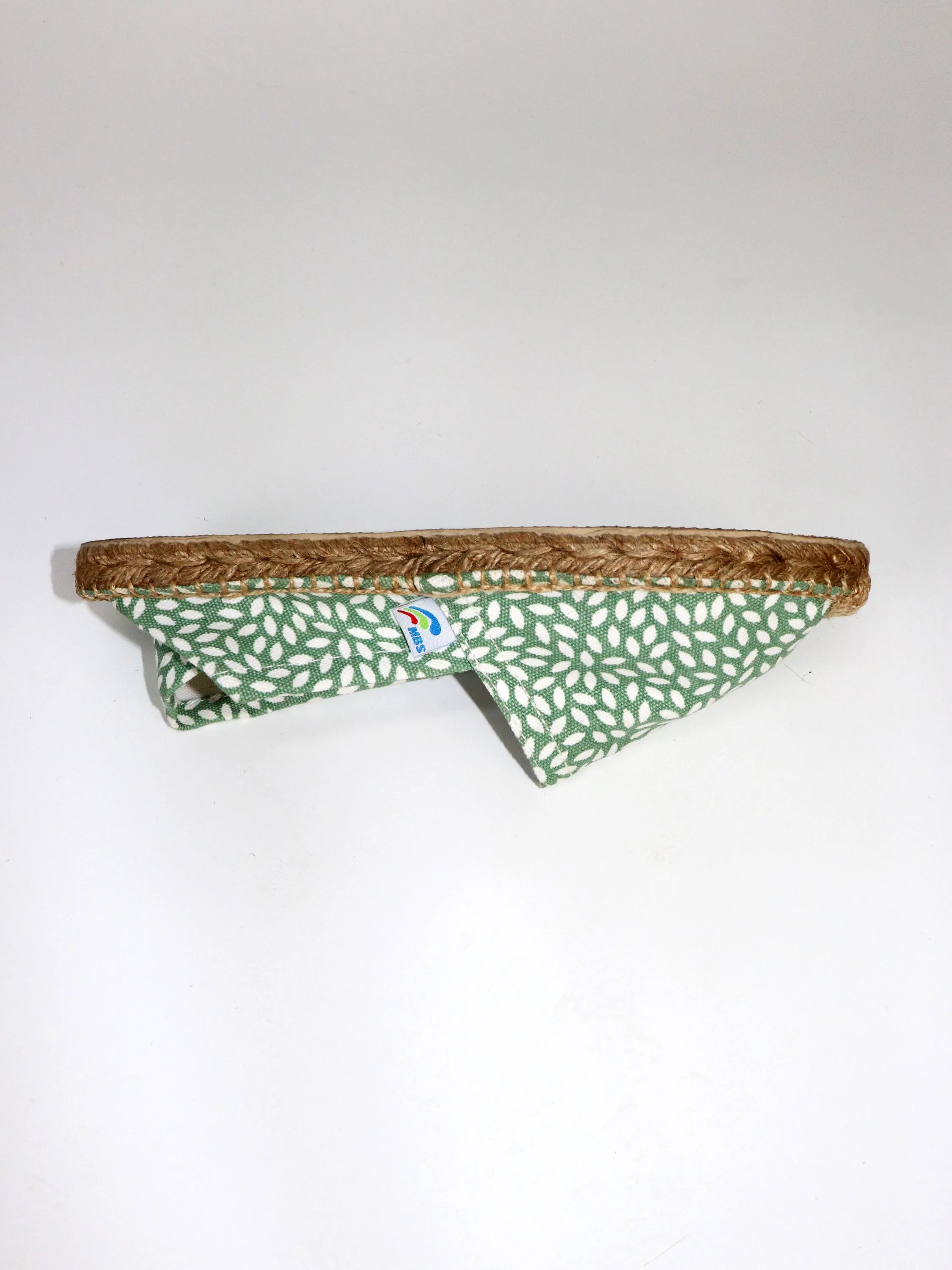 Women espadrille green leaves